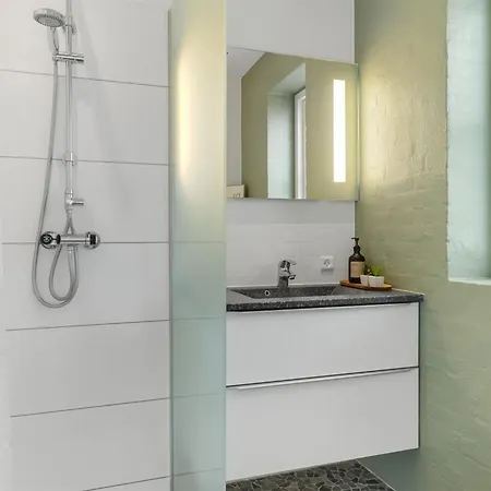Hilma - 600m From The Sea By Interhome